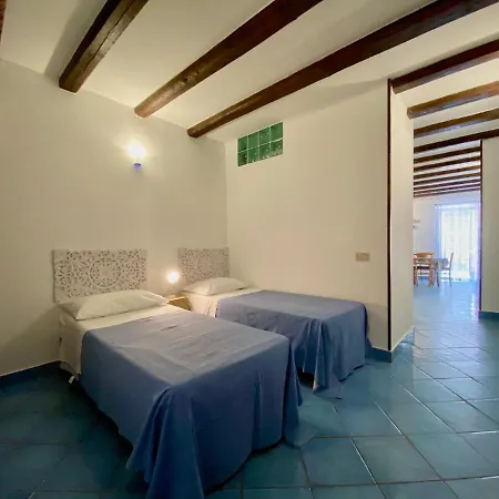 Blu Bordonaro Apartment