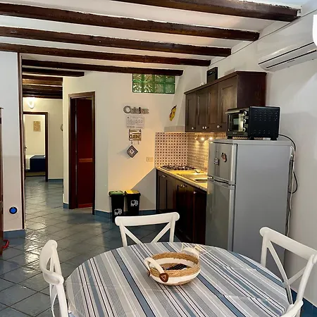 Blu Bordonaro Apartment